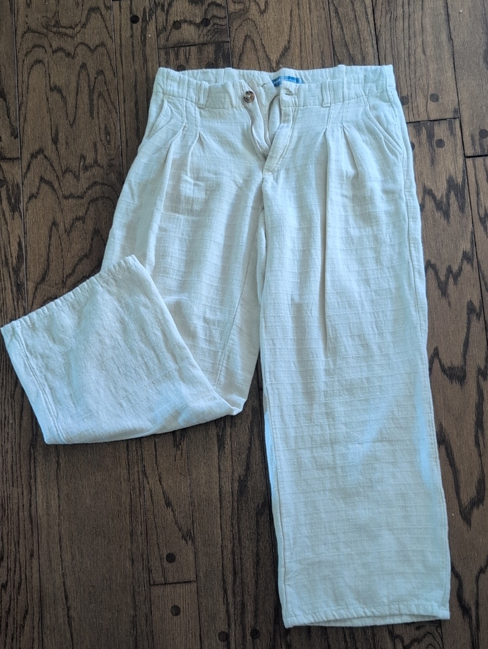 Urban Outfitters Cream Pleated Linen-Blend Chinos